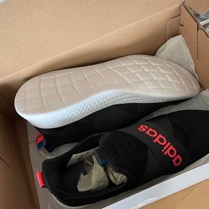 COPY - Brand new adidas laceless runners